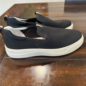Sofft Black Slip-On Sneakers